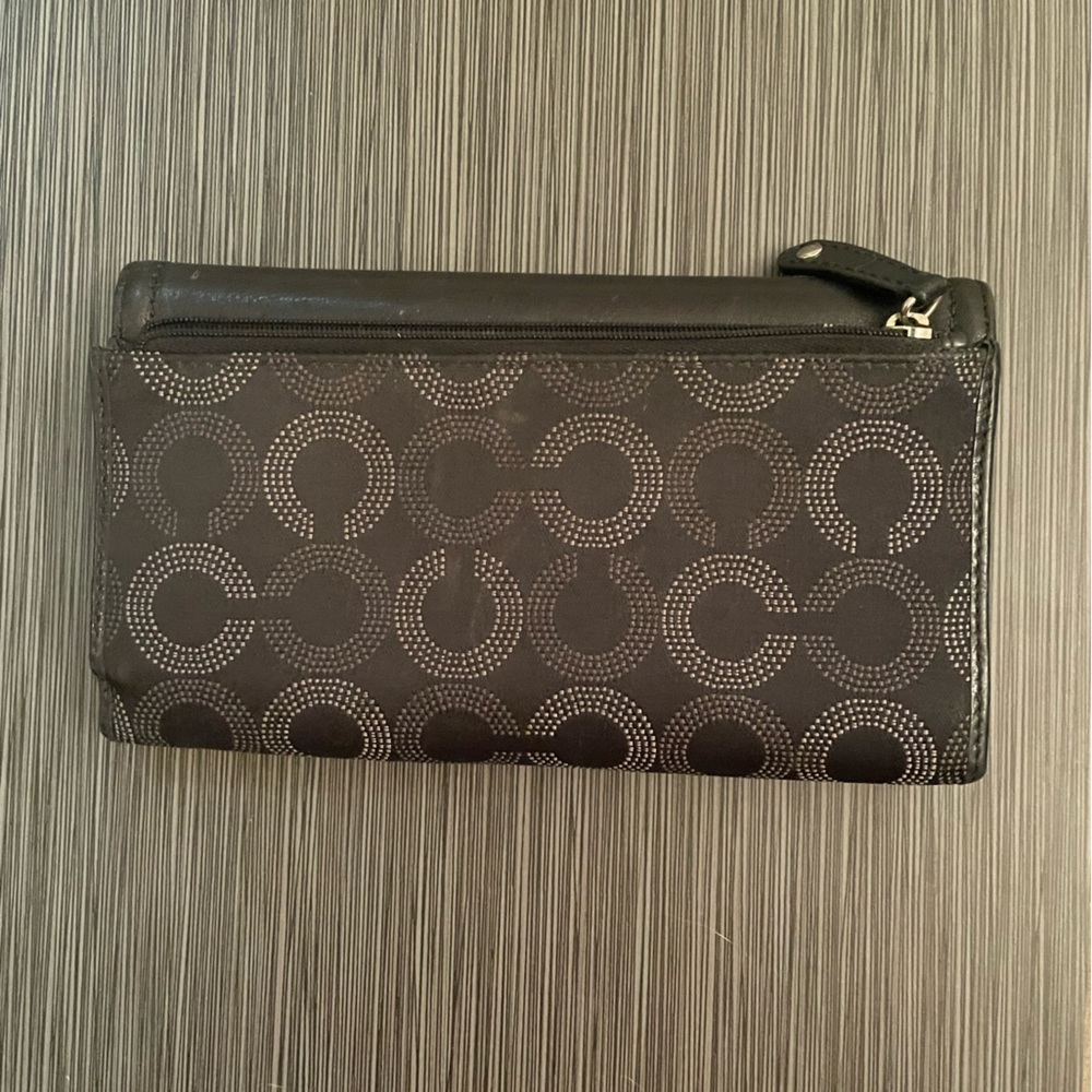 Authentic Coach Wallet - Picture 2 of 3